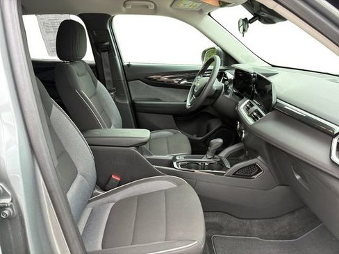 Certified 2024 Chevrolet TrailBlazer LS w/ LS Convenience Package FWD image 12