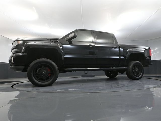 Used 2016 Chevrolet Silverado 1500 LTZ Z71 w/ LTZ Plus Package AWD/4WD image 47