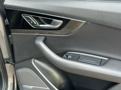 Used 2018 Audi Q7 3.0T Premium Plus w/ Premium Plus Package image 21