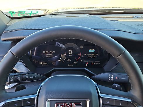 New 2026 GMC Acadia Elevation image 14