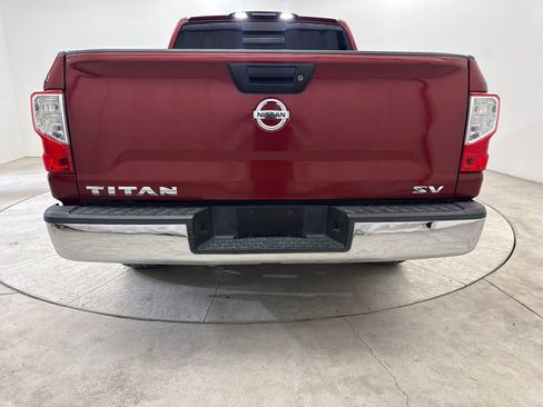 Used 2017 Nissan Titan SV RWD image 24