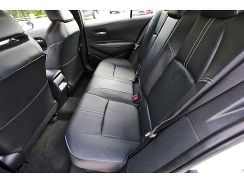 Used 2025 Toyota Corolla XLE image 12