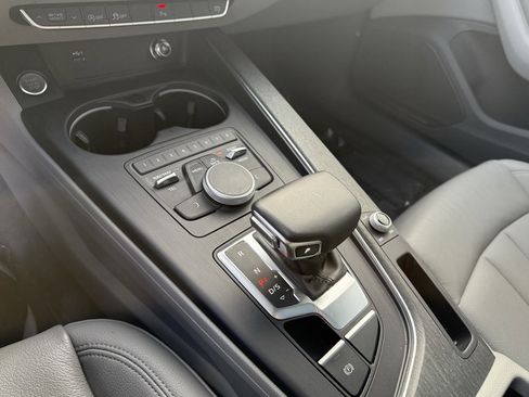 Used 2019 Audi A4 2.0T Premium image 20