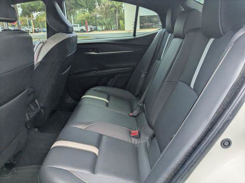 Used 2025 Toyota Camry SE w/ Convenience Package FWD image 12