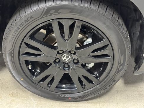 Used 2022 Honda Pilot Black Edition image 11