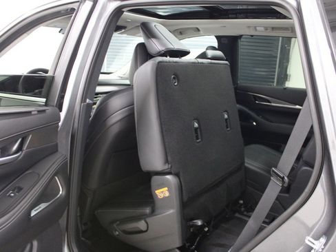 New 2026 INFINITI QX60 Luxe image 41