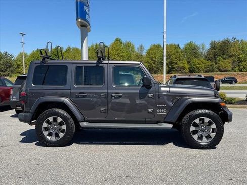 Used 2020 Jeep Wrangler Unlimited Sahara AWD/4WD image 2