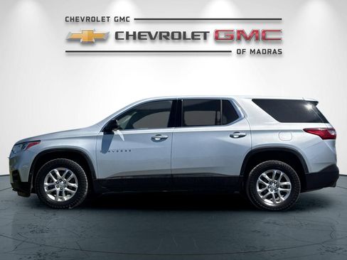 Used 2021 Chevrolet Traverse LS w/ LPO, Floor Liner Package AWD/4WD image 6