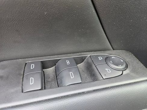 Used 2025 GMC Terrain Elevation AWD/4WD image 40