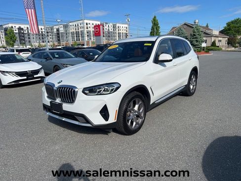 Used 2024 BMW X3 xDrive30i w/ Convenience Package w/ZPA AWD/4WD image 3