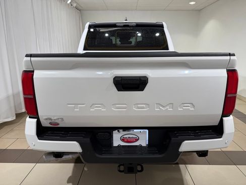 New 2026 Toyota Tacoma SR5 AWD/4WD image 4