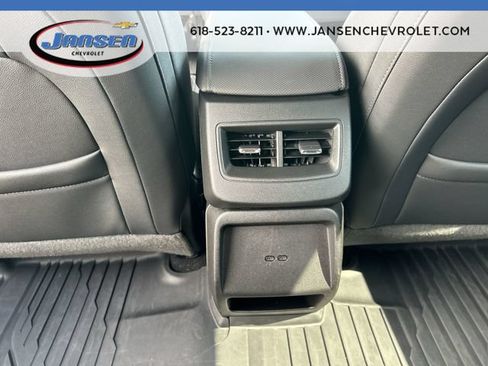 Used 2024 Chevrolet Equinox EV LT FWD image 20