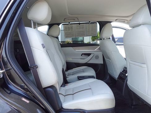 Certified 2024 MAZDA CX-90 Plug-In Hybrid w/ Premium Plus AWD/4WD image 17