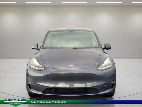Used 2021 Tesla Model Y Long Range AWD/4WD image 9