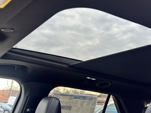 New 2026 Ford Explorer ST-Line w/ ST-Line Street Pack image 13