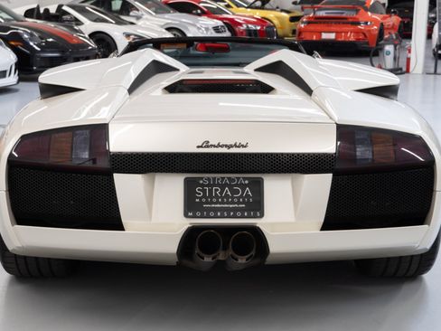 Used 2006 Lamborghini Murcielago Roadster image 8