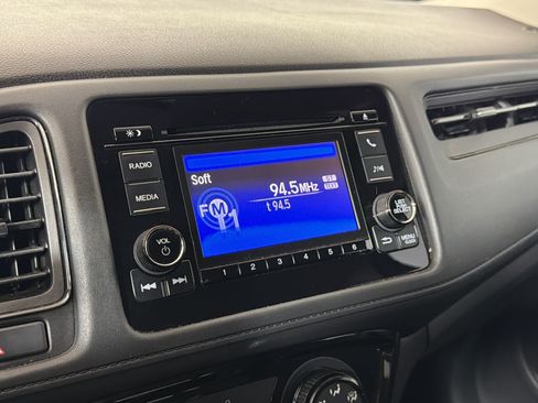 Certified 2021 Honda HR-V LX image 17