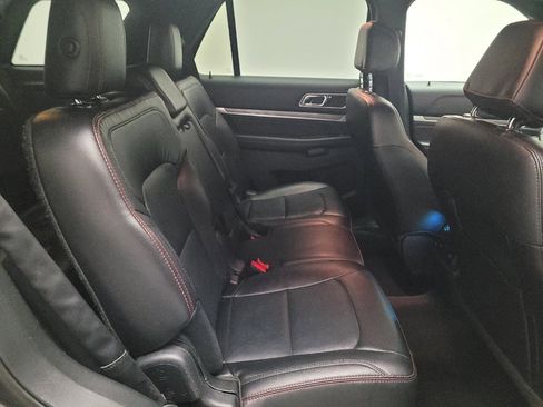 Used 2017 Ford Explorer Sport w/ Equipment Group 401A image 19