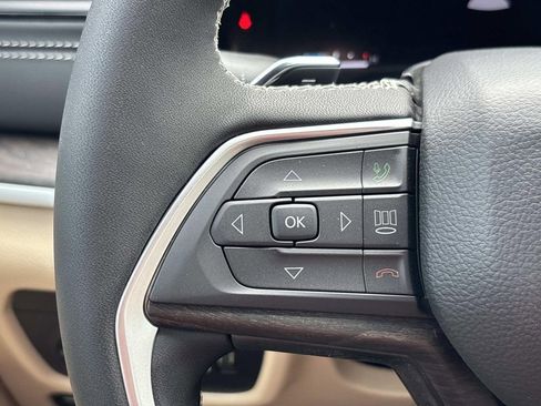 New 2026 Jeep Grand Cherokee L Limited RWD image 23
