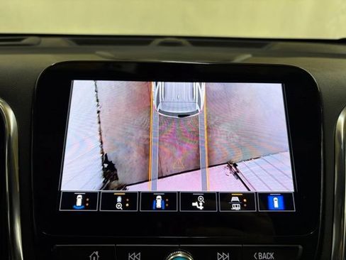 Used 2023 Chevrolet Equinox Premier FWD image 70