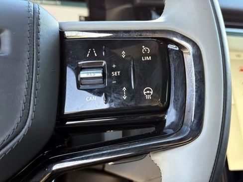 Used 2024 Land Rover Range Rover Velar Dynamic SE AWD/4WD image 30