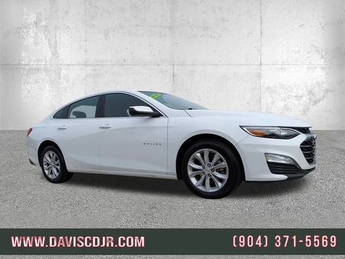 Used 2025 Chevrolet Malibu LT image 1