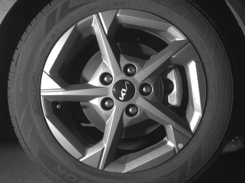 Used 2025 Kia K4 FWD image 13