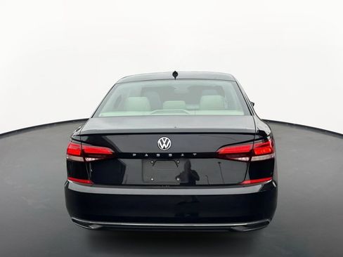 Used 2020 Volkswagen Passat 2.0T SE FWD image 4