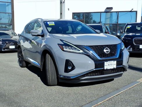 Used 2023 Nissan Murano Platinum w/ Cargo Package image 3