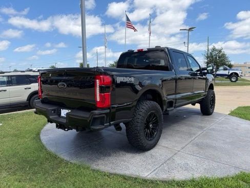 Used 2024 Ford F250 Lariat w/ Lariat Ultimate Package AWD/4WD image 6