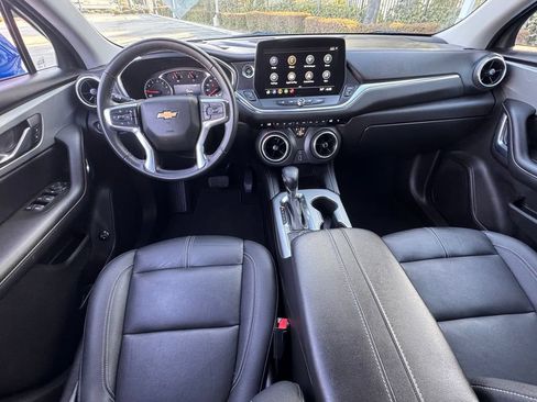 Used 2024 Chevrolet Blazer LT FWD image 19