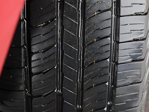 Certified 2022 Toyota 4Runner SR5 Premium w/ Moonroof Package image 5