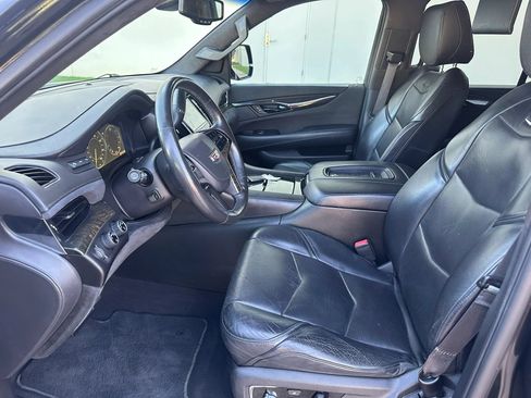 Used 2015 Cadillac Escalade Platinum AWD/4WD image 14