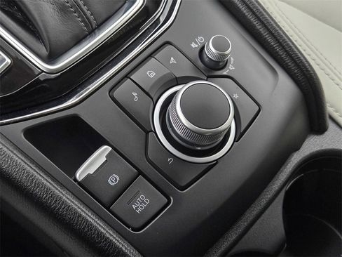 Certified 2025 MAZDA CX-5 AWD 2.5 S w/ Preferred Package image 19