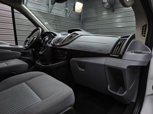 Used 2019 Ford Transit 350 XLT RWD image 15