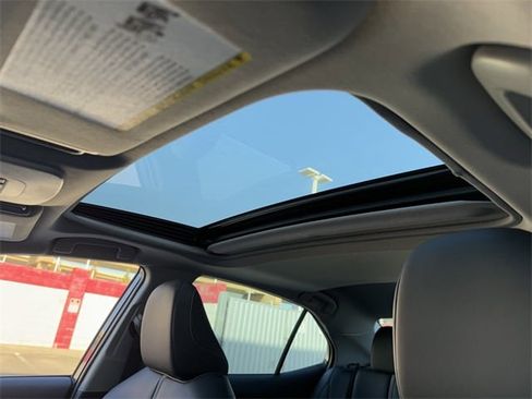 Used 2024 Toyota Camry XSE image 26