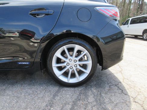 Used 2012 Lexus CT 200h Premium image 16