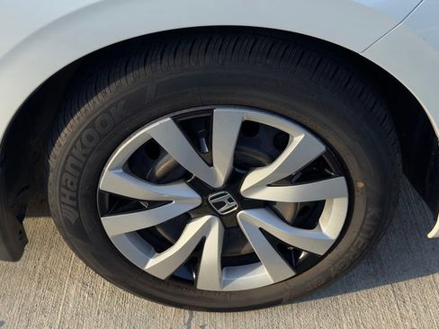 Used 2024 Honda Civic LX image 11