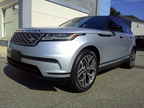 Used 2019 Land Rover Range Rover Velar S AWD/4WD image 26