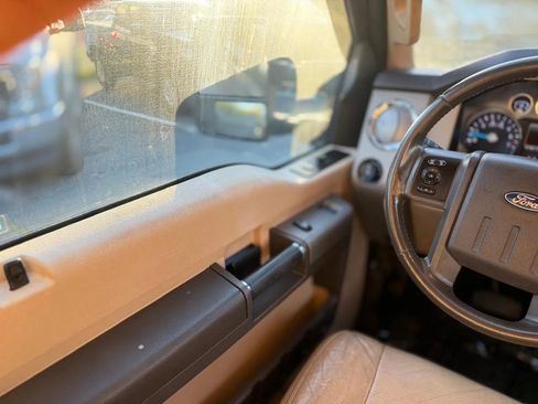 Used 2014 Ford F350 Lariat AWD/4WD image 23