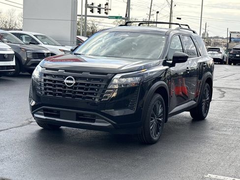 New 2026 Nissan Pathfinder SL AWD/4WD image 12