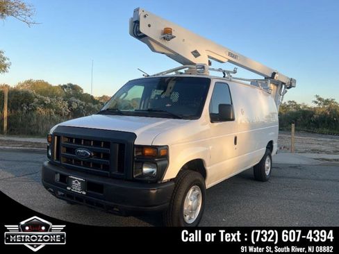 Used 2008 Ford E-350 and Econoline 350 Super Duty image 13