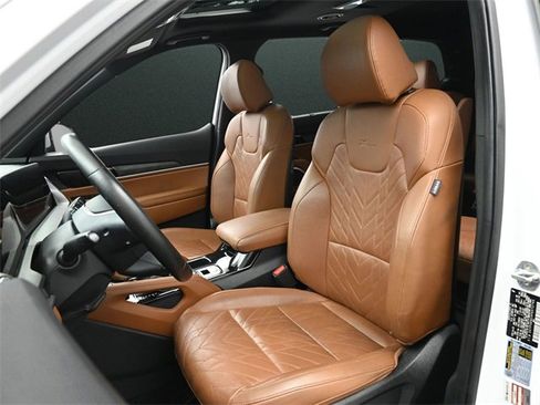 Used 2023 Kia Telluride EX X-Line image 12