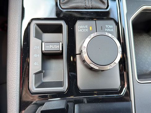 New 2026 Toyota Tundra Limited AWD/4WD image 17
