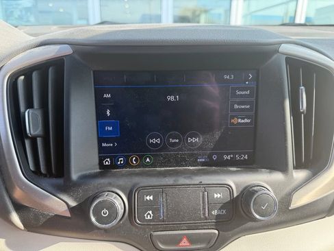 Used 2019 GMC Terrain Denali w/ Advanced Safety Package AWD/4WD image 8
