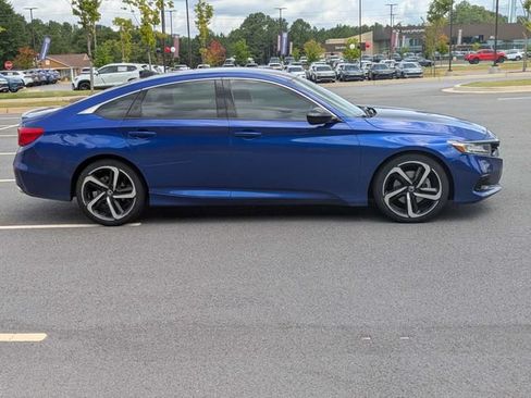 Used 2022 Honda Accord Sport image 3