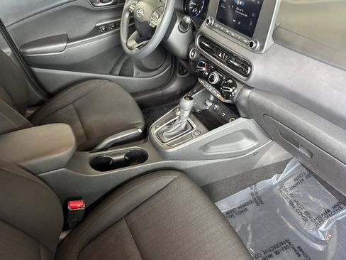 Used 2022 Hyundai Kona SEL FWD image 18