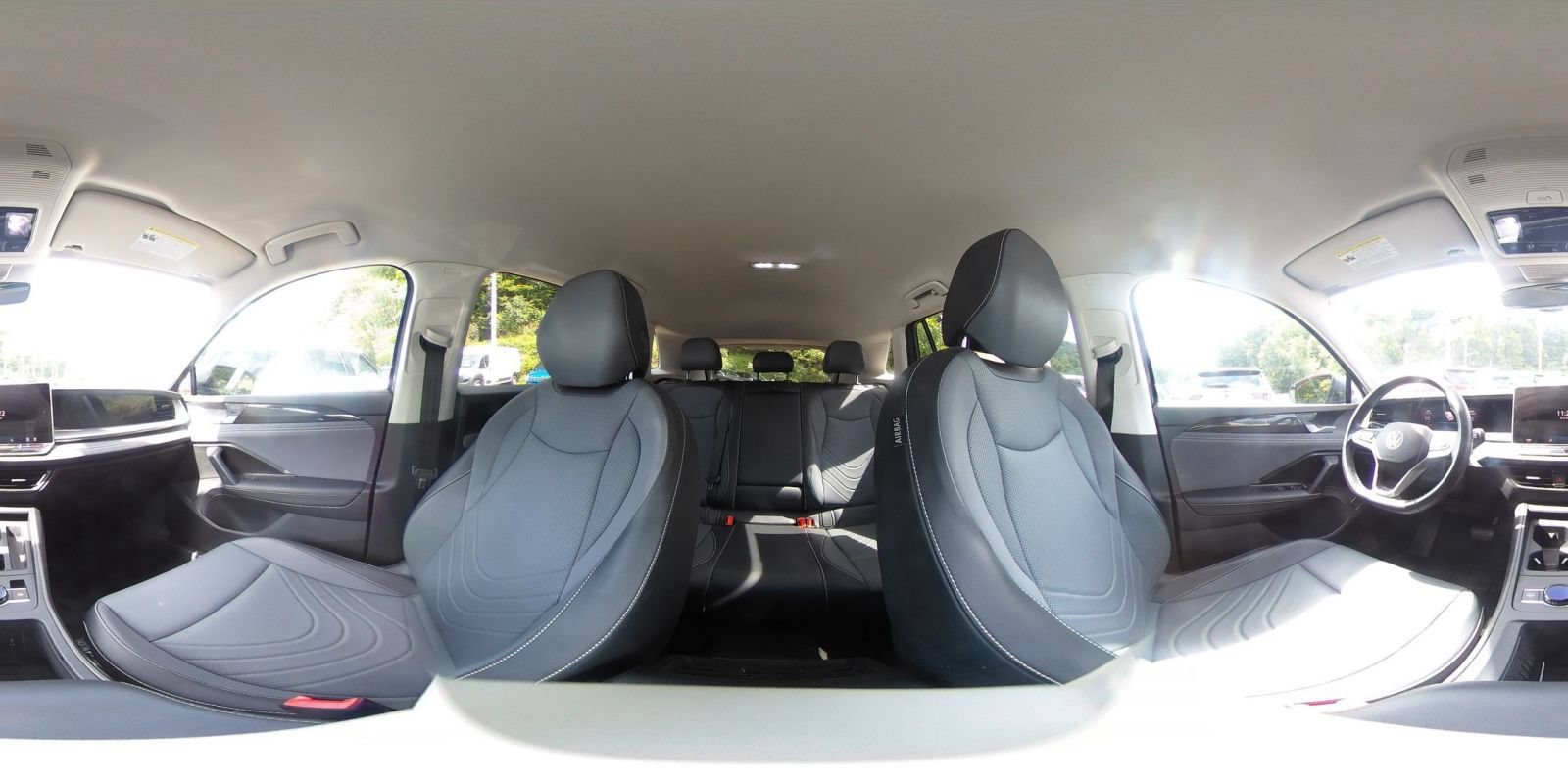 Used 2026 Volkswagen Tiguan SE AWD/4WD image 43