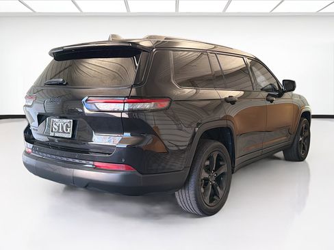 Used 2022 Jeep Grand Cherokee L Altitude image 4