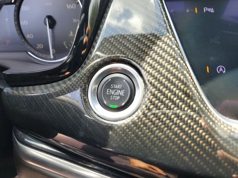 Used 2021 Cadillac XT6 Premium Luxury image 25